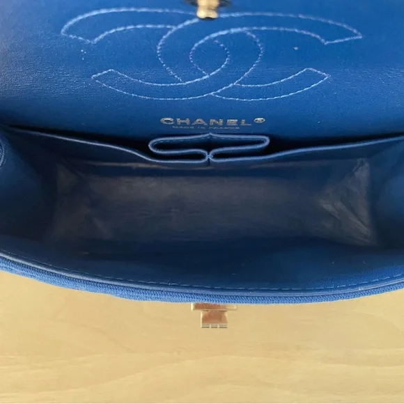 CHANEL 2.55 Mini Blue Quilted Cloth Shoulder Crossbody Bag - Picture 14 of 14